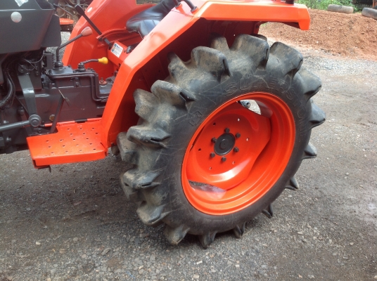 ปัญญาแทรคเตอร์มาแล้ว...จัดมาให้ครับ คูโบต้า L2605 พร้อม โรตาลี่โชคชัย เล่มทะเบียนพร้อมครับ