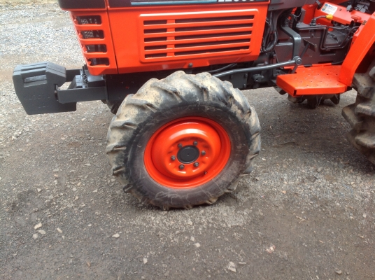 ปัญญาแทรคเตอร์มาแล้ว...จัดมาให้ครับ คูโบต้า L2605 พร้อม โรตาลี่โชคชัย เล่มทะเบียนพร้อมครับ