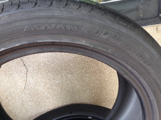 ขายยางมือสอง YOKOHAMA  245/45R17 ปี12 ขายยางมือสอง YOKOHAMA  245/45R17 ปี12