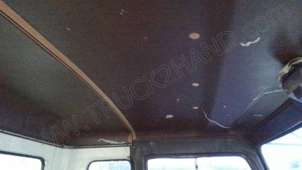 รถบรรทุก 10 ล้อดั๊มพ์ท้องเรือ  ยี่ห้อ NISSAN  ลงหัว HINO 2 เพลา  225 แรงม้า