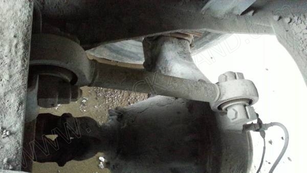 รถบรรทุก 10 ล้อดั๊มพ์ท้องเรือ  ยี่ห้อ NISSAN  ลงหัว HINO 2 เพลา  225 แรงม้า