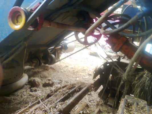 ขายรถเกี่ยวไทยเส็ง(เจ้าของบอกขอขายด่วน)