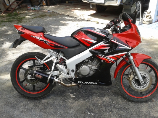 ขาย Honda CBR 150 R สภาพเยี่ยม ของแต่งเพียบ