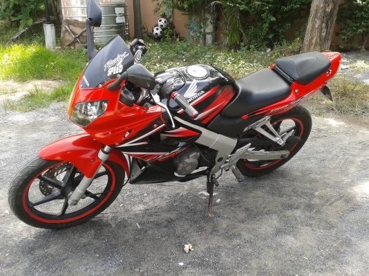 ขาย Honda CBR 150 R สภาพเยี่ยม ของแต่งเพียบ