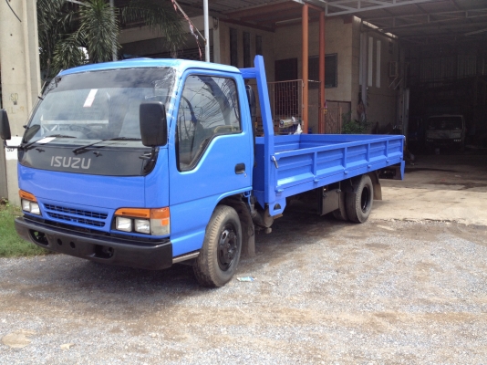ขาย ISUZU NPR66LX5 ยาว 5 เมตร กระบะเหล็ก เครื่อง 4HF1 120แรง แอร์เย็น มีวิทยุ คัซซีสวย