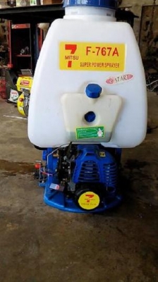 ขายเครื่องฉีดยาสพายหลังแบบใชัปั่มฉีดมือสองเกลือบใหม่ขายถูก