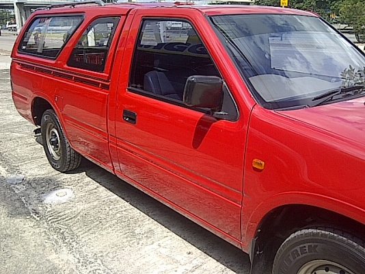 ISZUดราก้อน2.5TURBOสภาพสวยที่สุดในสามโลก