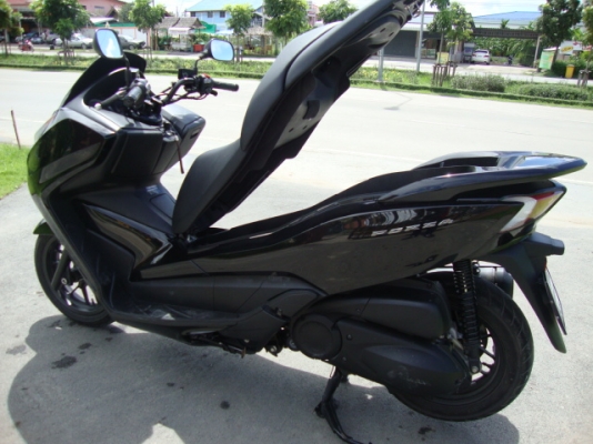 ขาย !! HONDA FORZA 300i 2013 สีดำเงา