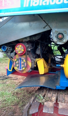 อยากขายรถเกี่ยวข้าวไทยเส็งยนต์ เดี่ยวทรนง