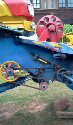 อยากขายรถเกี่ยวข้าวไทยเส็งยนต์ เดี่ยวทรนง