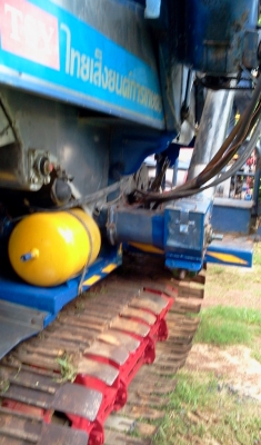 อยากขายรถเกี่ยวข้าวไทยเส็งยนต์ เดี่ยวทรนง