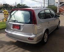Honda Stream  ดาวน์น้อย น้อย  รถบ้าน สภาพสวยโคตร โคตร จ้า