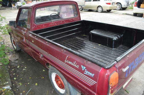 ขายมาสด้า1000เกียร์คอ รถไม่มีผุ ภาษี57ชุดโอนครบ39000ต่อรองได้