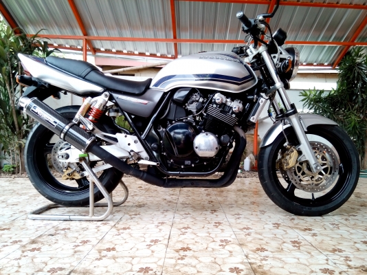 ขายHonda cb400ปี2003เทค2สวยๆอินวอยสรรพสามิตแท้ๆ เครื่องดี สีสวย เงียบๆ ระบบไฟปกติราคาถูกๆ