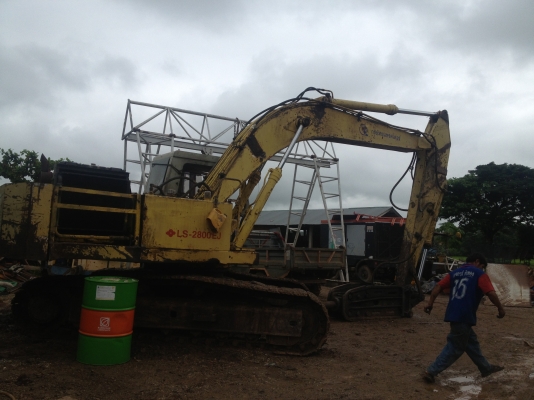 Sumitomo200f2พร้อมหัวเบรคเกอร์furuพร้อมใช้ครับ