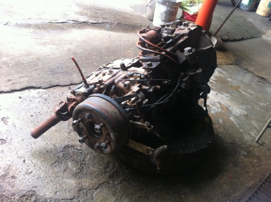 ขายเกีย์ ZF สภาพพร้อมยกใส่ ได้เลยครับ ขายเกีย์ ZF สภาพพร้อมยกใส่ ได้เลยครับ