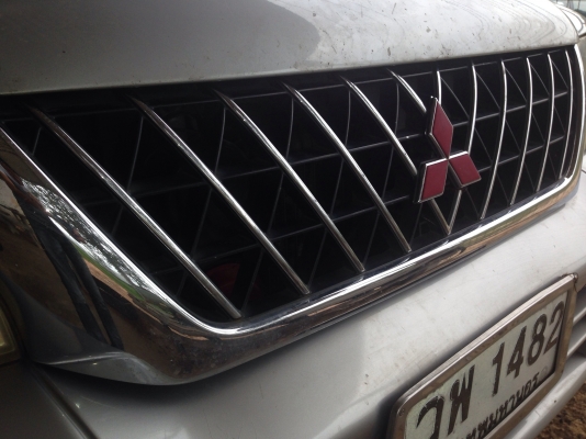 MITSUBISHI STRADA GRANDIS 4DR GLS 2.5 MT ปี 45 รถสวยบางเดิมๆดีทั้งคันพร้อมใช้งาน กระบะหลังคาแคร์รี่บอยครบพร้อม เครื่องแน่นแรงดี ภายในเก๋งคอนโซลสวยครบ ช่วงล่างแน่นเดิมๆดี ยางสภาพดีประมาณ 70\% พร้อมใช้งาน เอกสารทะเบียนครบพร้อมโอน ราคาต่อรองได้ครับ