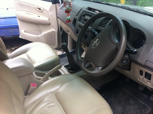 โตโยต้า วีโก้ 4ประตู