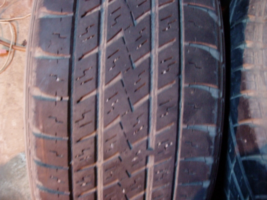 ขายยาง 255 70 15