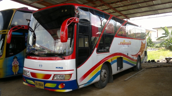 รถบัสกลาง 32 ที่นั่ง รถสวยพร้อมใช้