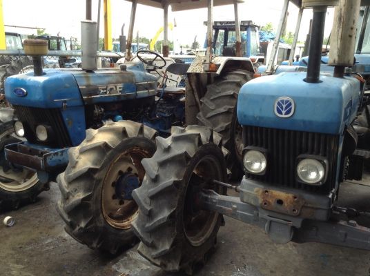 ล่าสุดครับFORD4630นำเข้าจากอังกฤษ 2 เพลา 65แรง 3สูบคานหน้าคาลาโร่