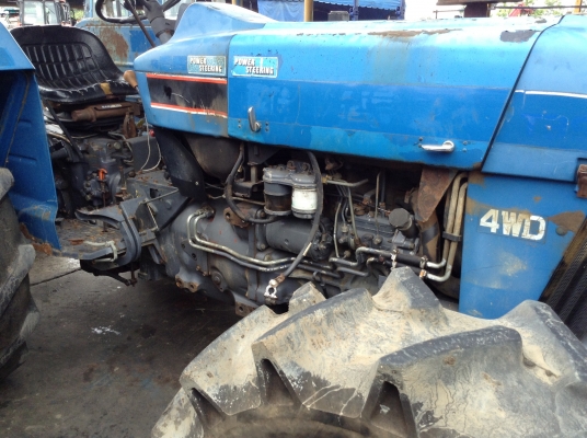 ล่าสุดครับFORD4630นำเข้าจากอังกฤษ 2 เพลา 65แรง 3สูบคานหน้าคาลาโร่