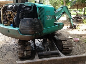 ขายรถขุด แมคโครเล็ก KOMATSU PC30-7 สภาพพร้อมใช้ราคาเบาๆ ขายรถขุด แมคโครเล็ก KOMATSU PC30-7 สภาพพร้อมใช้ราคาเบาๆ