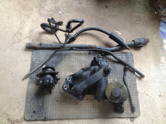 ขายชุดพวงมาลัยเพาเวอร์ รถ 6 ล้อ nkr  เครื่อง 4BE ครบชุด