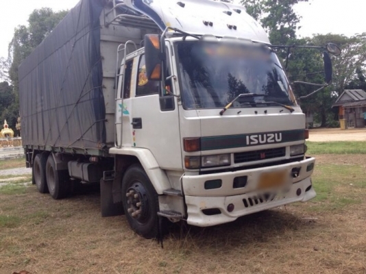 รถอีซูซุ 10 ล้อ รั่ว FVM 175 แรงม้า. สนใจติดต่อ 081 - 6079515