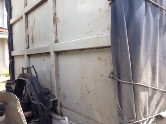 รถอีซูซุ 10 ล้อ รั่ว FVM 175 แรงม้า. สนใจติดต่อ 081 - 6079515