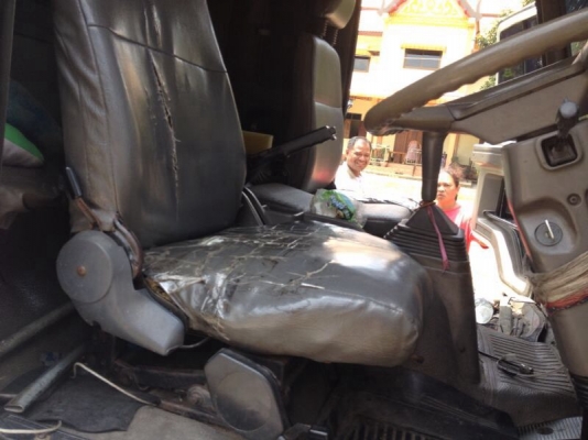 รถอีซูซุ 10 ล้อ รั่ว FVM 175 แรงม้า. สนใจติดต่อ 081 - 6079515