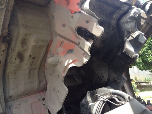 รถอีซูซุ 10 ล้อ รั่ว FVM 175 แรงม้า. สนใจติดต่อ 081 - 6079515