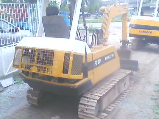 ขายแมคโค pc20-3 ราคา 200,000 บาท