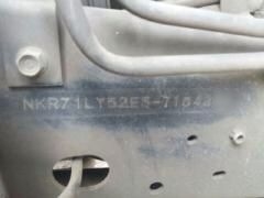 รถอีซูซุ 6 ล้อ รั่ว NKR 130 แรงม้า ปี 50 สนใจติดต่อ 081 - 6079515