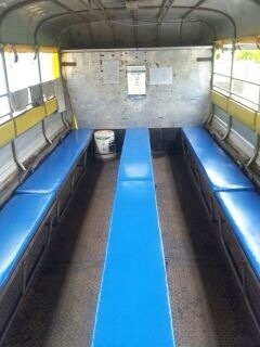 รถอีซูซุ 6 ล้อ รั่ว NKR 130 แรงม้า ปี 50 สนใจติดต่อ 081 - 6079515