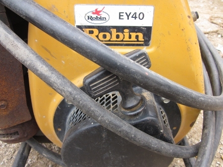 ขาย-เครื่องฉีดน้ำ-ทำความสะอาดสิ่งสกปรกกำลังสูง มือสองเก่าญี่ปุ่น ITOMAN: MI300EH เครื่องROBIN รับรองแรงดีมาก สภาพพร้อมใช้งาน