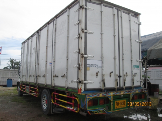 ISUZU-P2เดทก้า-เครื่อง6HH1-7,20เมตร-ตู้10บานไม่มีเสากลาง---มือ1ออกห้าง--