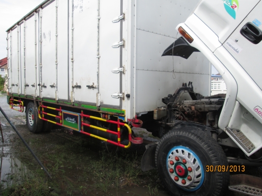 ISUZU-P2เดทก้า-เครื่อง6HH1-7,20เมตร-ตู้10บานไม่มีเสากลาง---มือ1ออกห้าง--