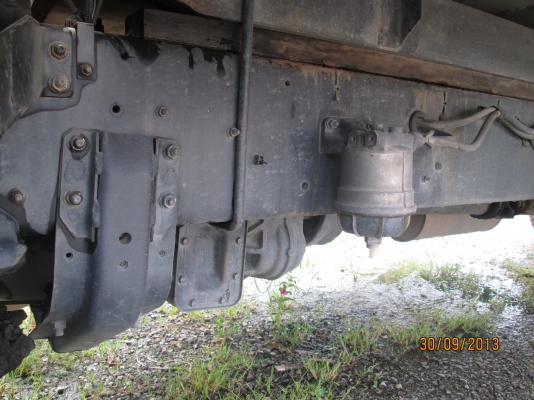 ISUZU-P2เดทก้า-เครื่อง6HH1-7,20เมตร-ตู้10บานไม่มีเสากลาง---มือ1ออกห้าง--