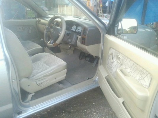 ขายดาว กระบะ  NISSAN FRONTIER  เครื่อง 2.7