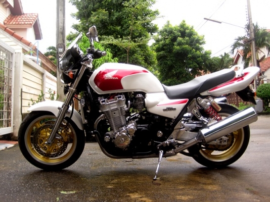 <<<<<<<< CB 1300 ปี 2002 สรรพสามิต >>>>>>>>