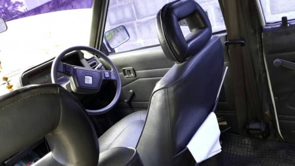 ขาย Mazda เครื่องมังกรดำ 4ประตู สภาพดี