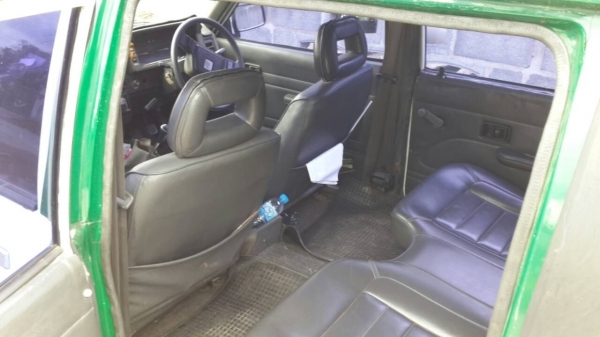 ขาย Mazda เครื่องมังกรดำ 4ประตู สภาพดี