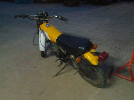 ขาย yamaha dt100 ทะเบียน ปรับราคา9500