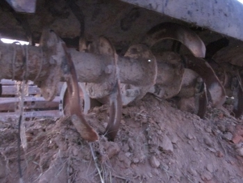 ขาย-รถแทรกเตอร์ ดันดิน MITSUBISHI: FA 50 รุ่นแทรคเหล็ก ตีนเป็ด กว้าง 70 ซม. พร้อมโรตารี่พรวนดินติดท้าย ยาว 2.6 เมตร