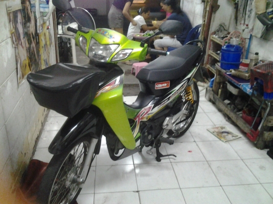 เวฟ125ปี49Rดิสหลัง