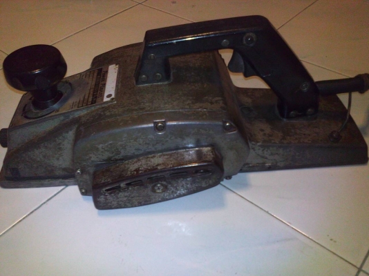 กบไฟฟ้ามากิต้า 5 นิ้ว 1804n