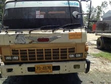 ขายถูกๆHINO3ใบปัด300แรง2เพลาด้วยครับ