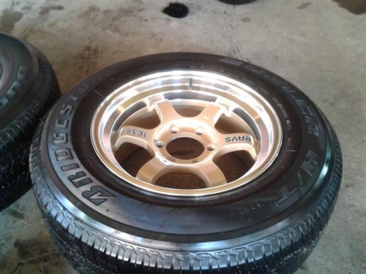 ขายล้อ TE37 6รู 8*9+ยาง 265/65/17 ราคา 15900 ขายล้อ TE37 6รู 8*9+ยาง 265/65/17 ราคา 15900