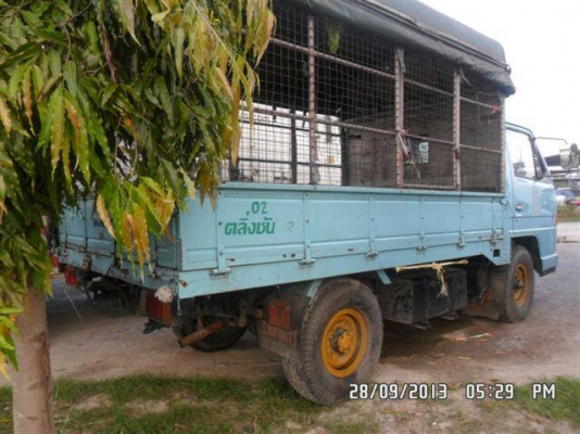 ขายรถบรรทุก4ล้อ